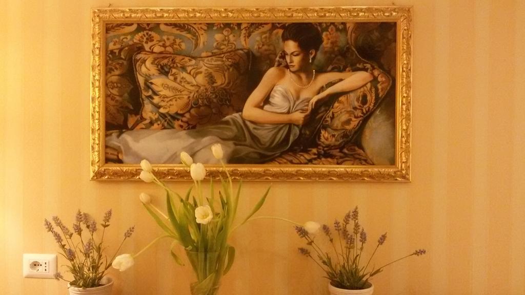 Mrs Julie Guesthouse โรม ภายนอก รูปภาพ